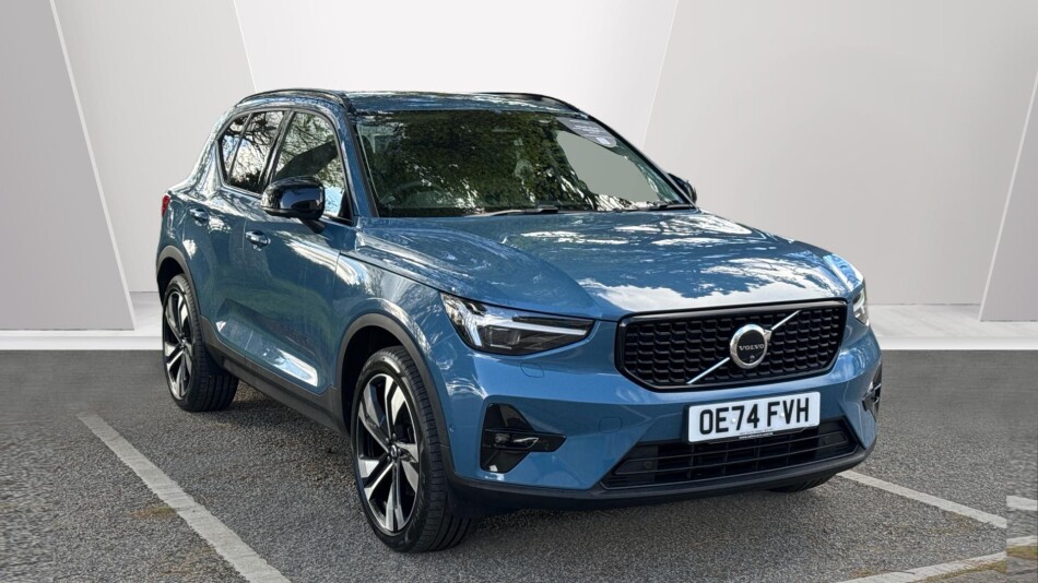 Volvo XC40 2.0 B4P Ultra Dark 5dr Auto Petrol Estate